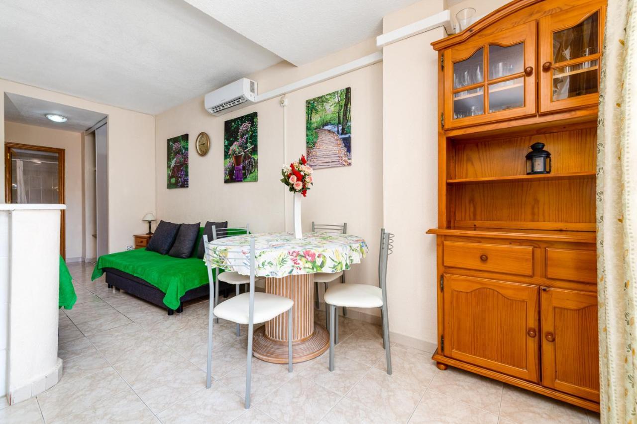 Apartment Studio Relax Торевиеха Екстериор снимка