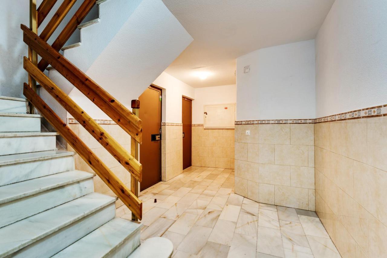 Apartment Studio Relax Торевиеха Екстериор снимка